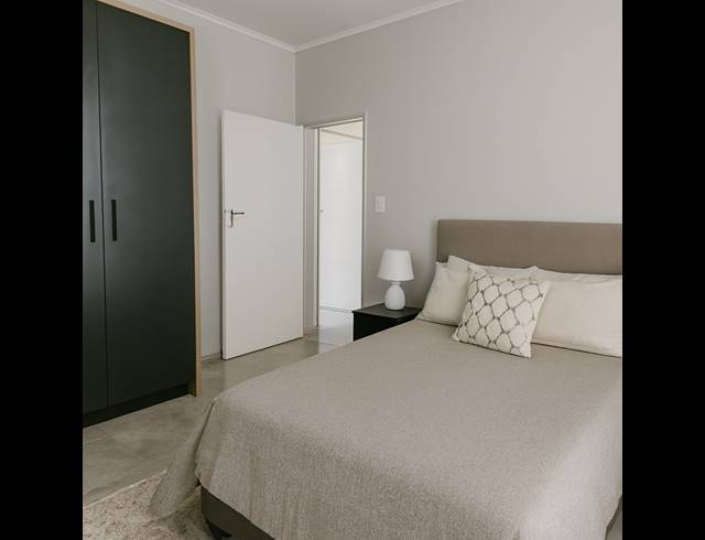 2 bed property to rent in AMBERFIELD CITY